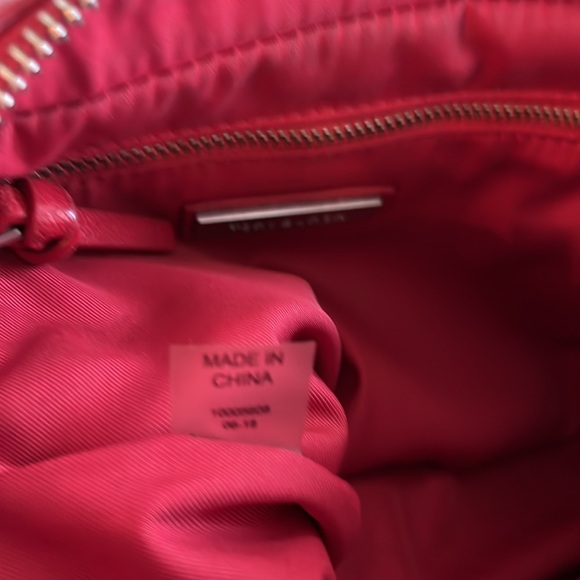 Tory Burch Fleming Red Crossbody Camera Bag - Picture 10 of 14